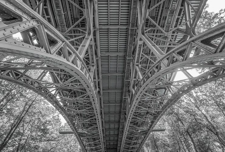 architecture-black-and-white-bridge